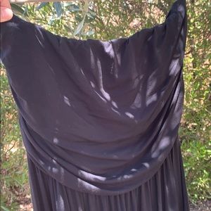 Long maxi sleeveless dress